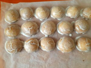 Mézes puszedli mázzal lekenve